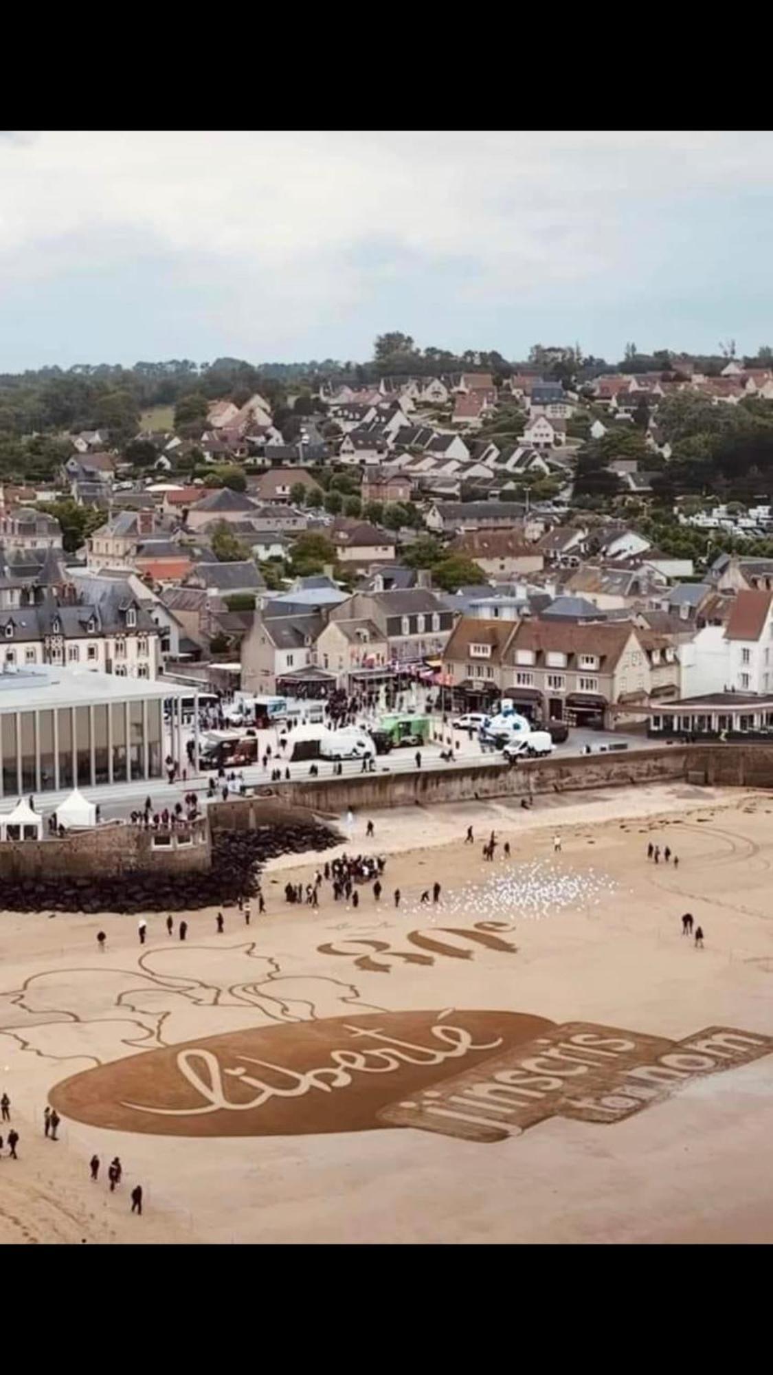 Vue mer à Arromanches Eksteriør bilde